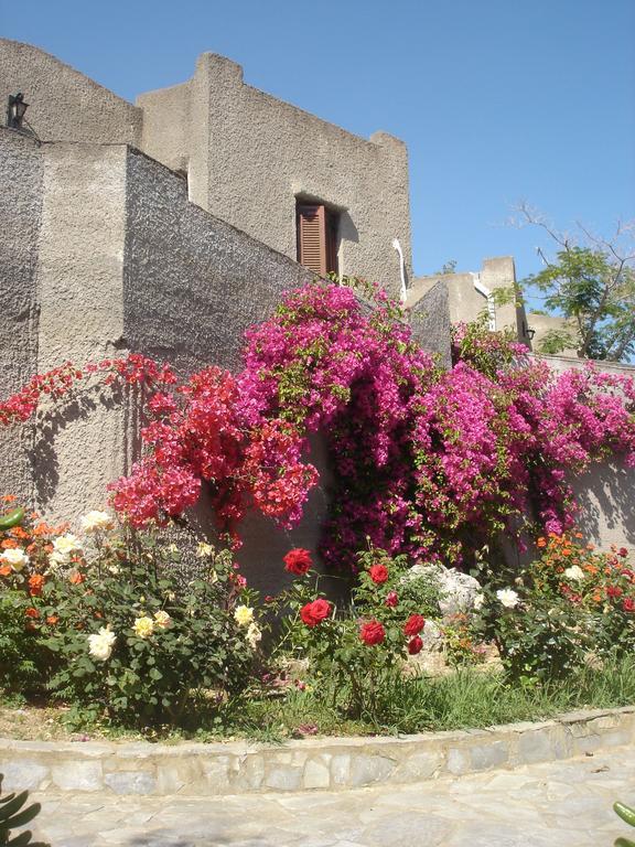 Cavo Grosso Bungalows Mavrovoúnion Buitenkant foto