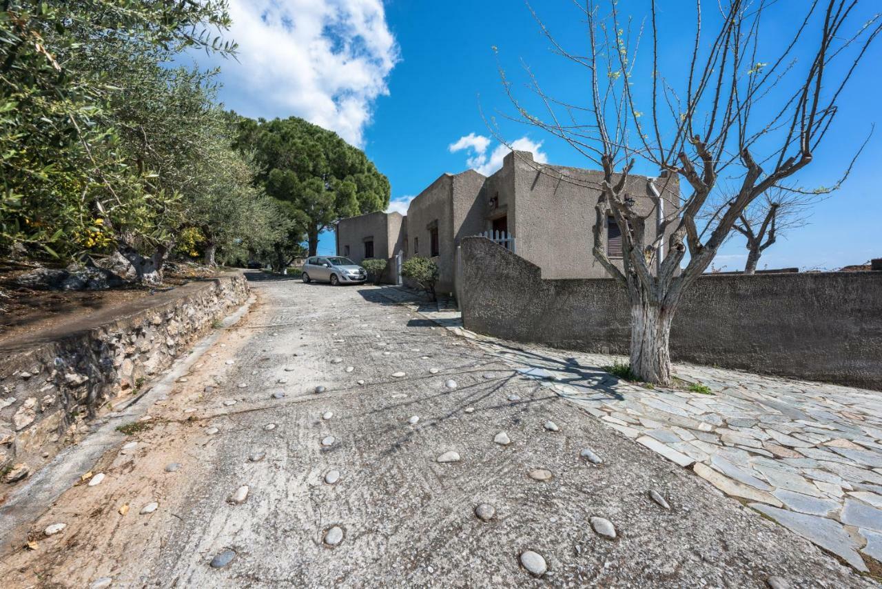 Cavo Grosso Bungalows Mavrovoúnion Buitenkant foto