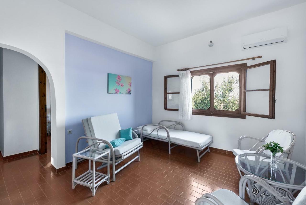 Cavo Grosso Bungalows Mavrovoúnion Buitenkant foto