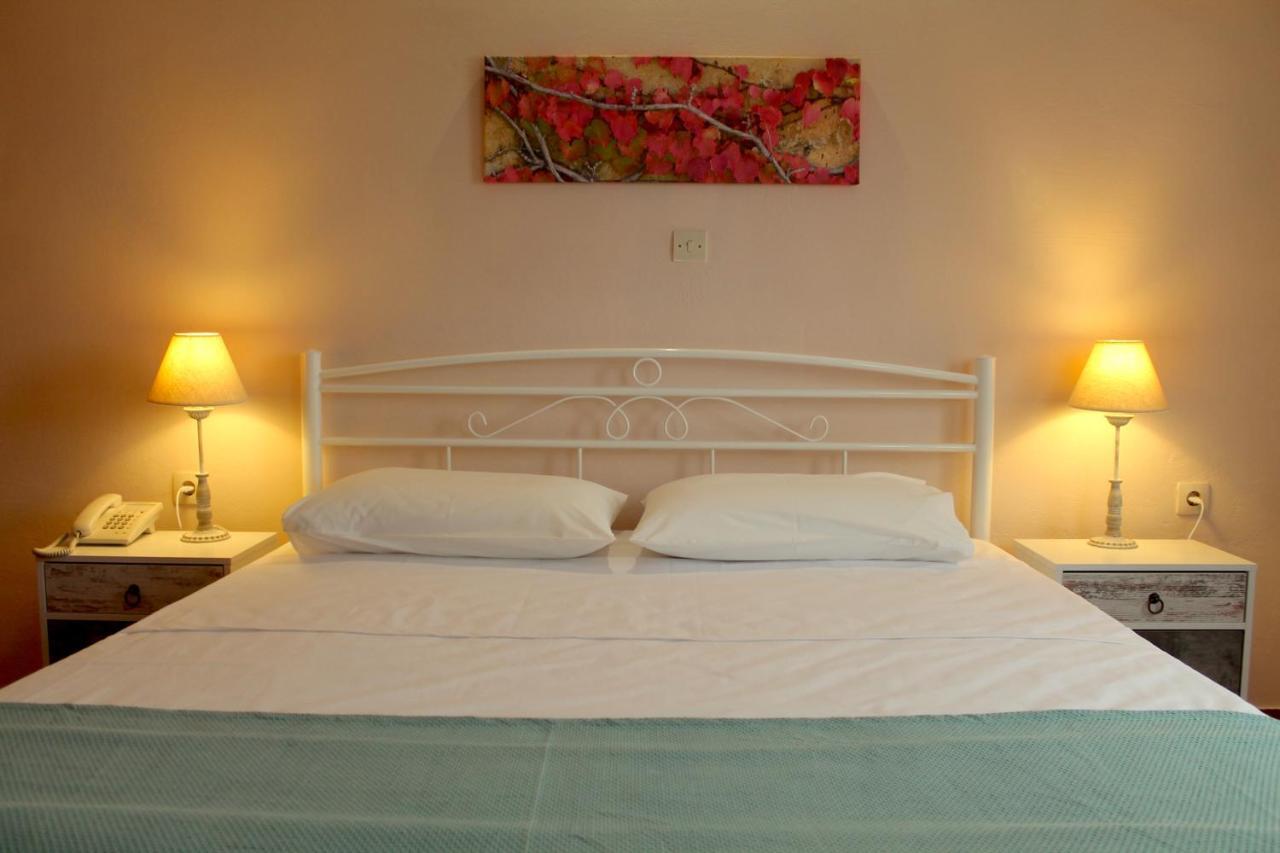 Cavo Grosso Bungalows Mavrovoúnion Buitenkant foto